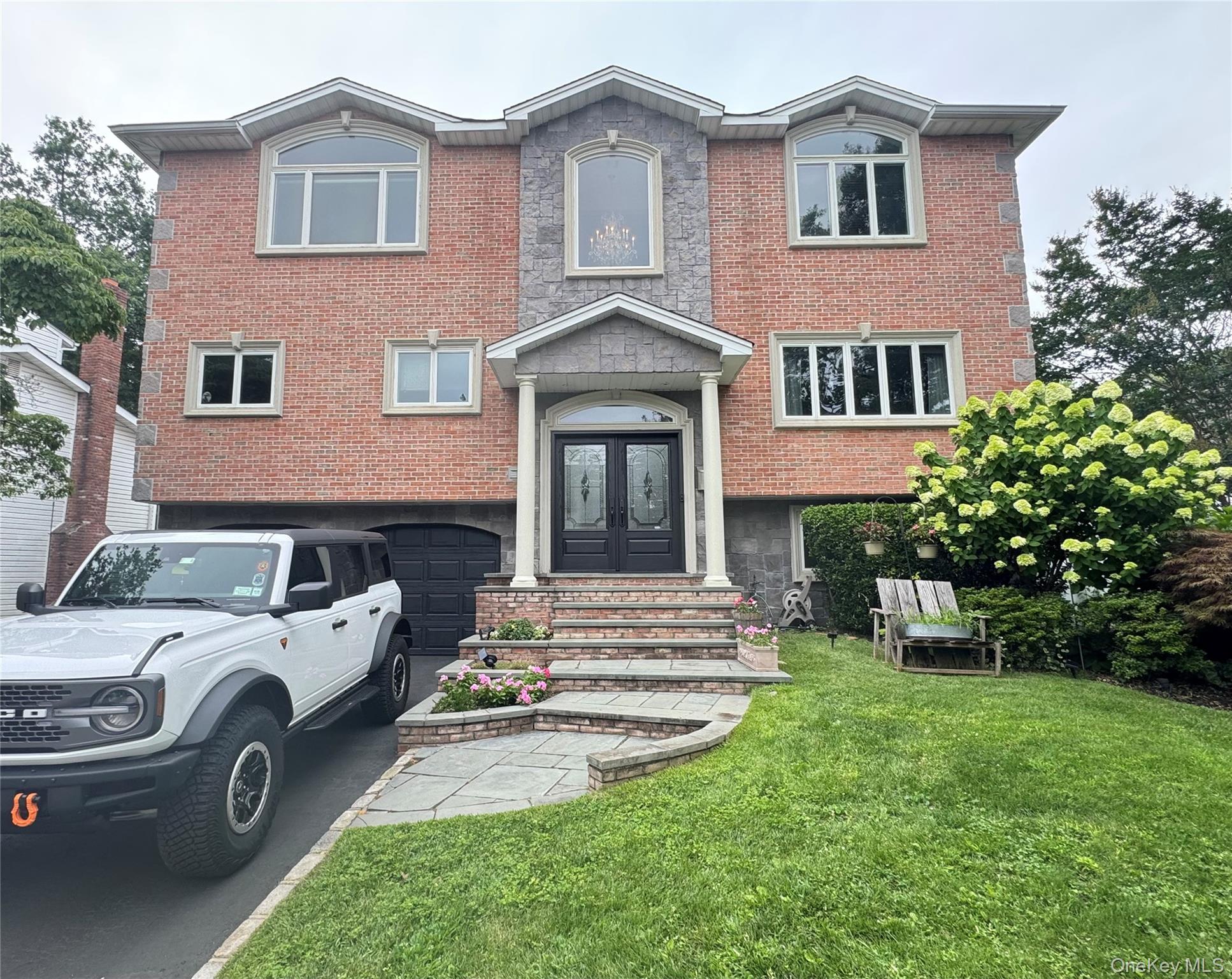 #1 photo, 11 Fishermans Drive, 롱 아일랜드 Port Washington , NY 11050