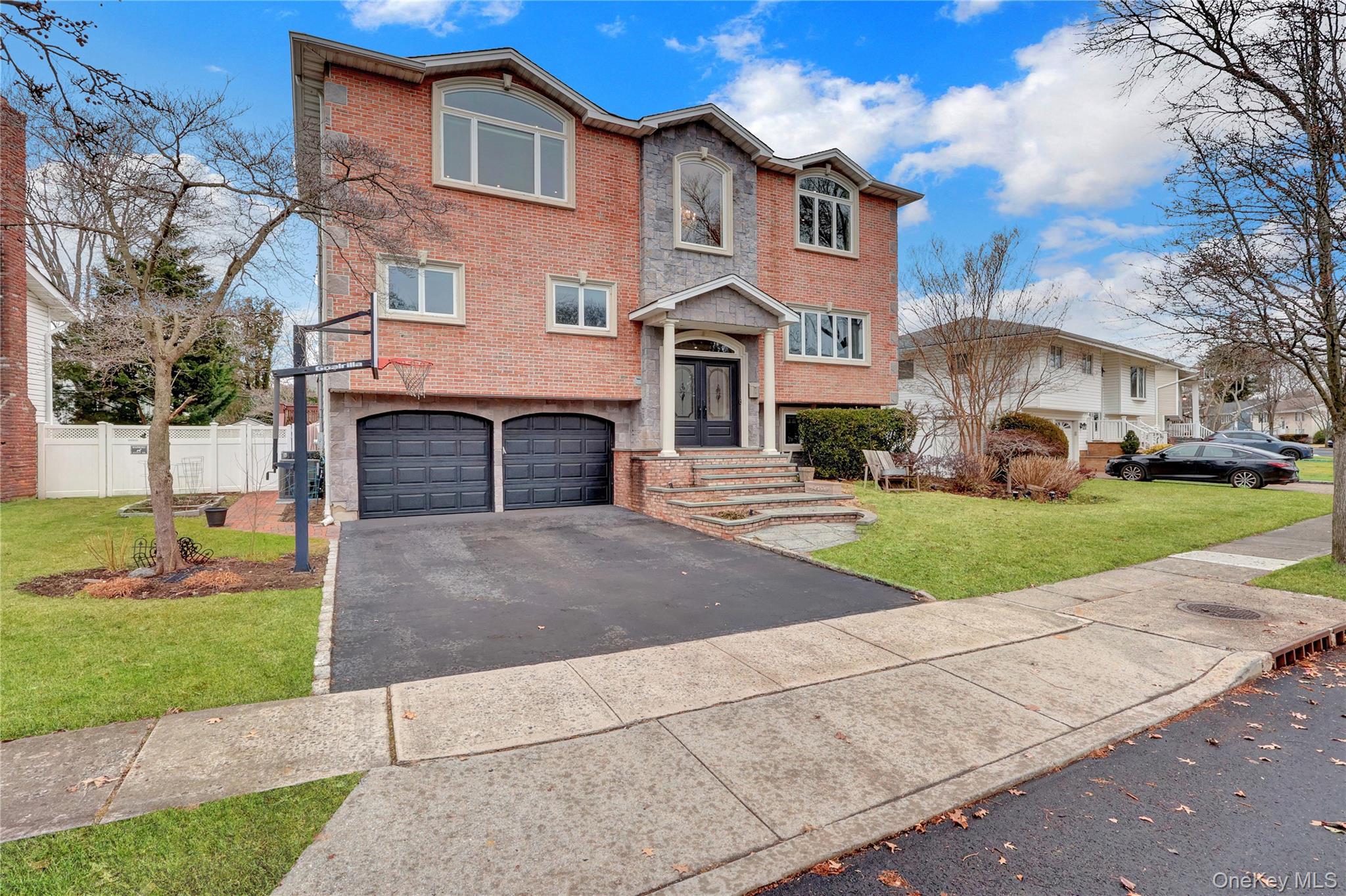 #2 photo, 11 Fishermans Drive, Port Washington , NY 11050