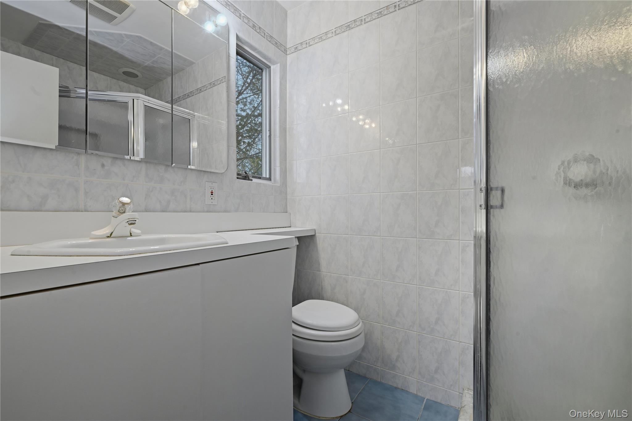 #11 photo, 13 Cynthia Lane, Plainview , NY 11803