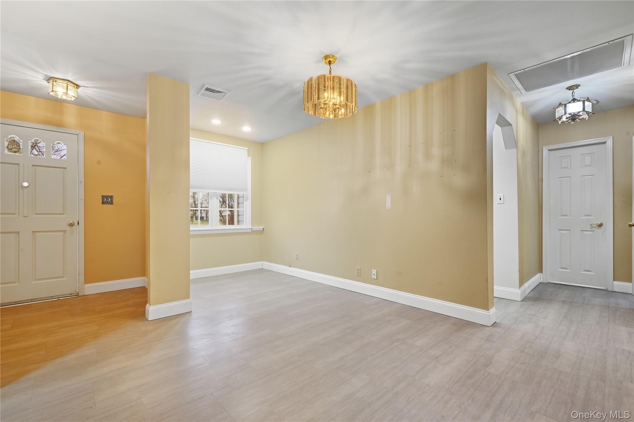 #2 photo, 13 Cynthia Lane, Plainview , NY 11803