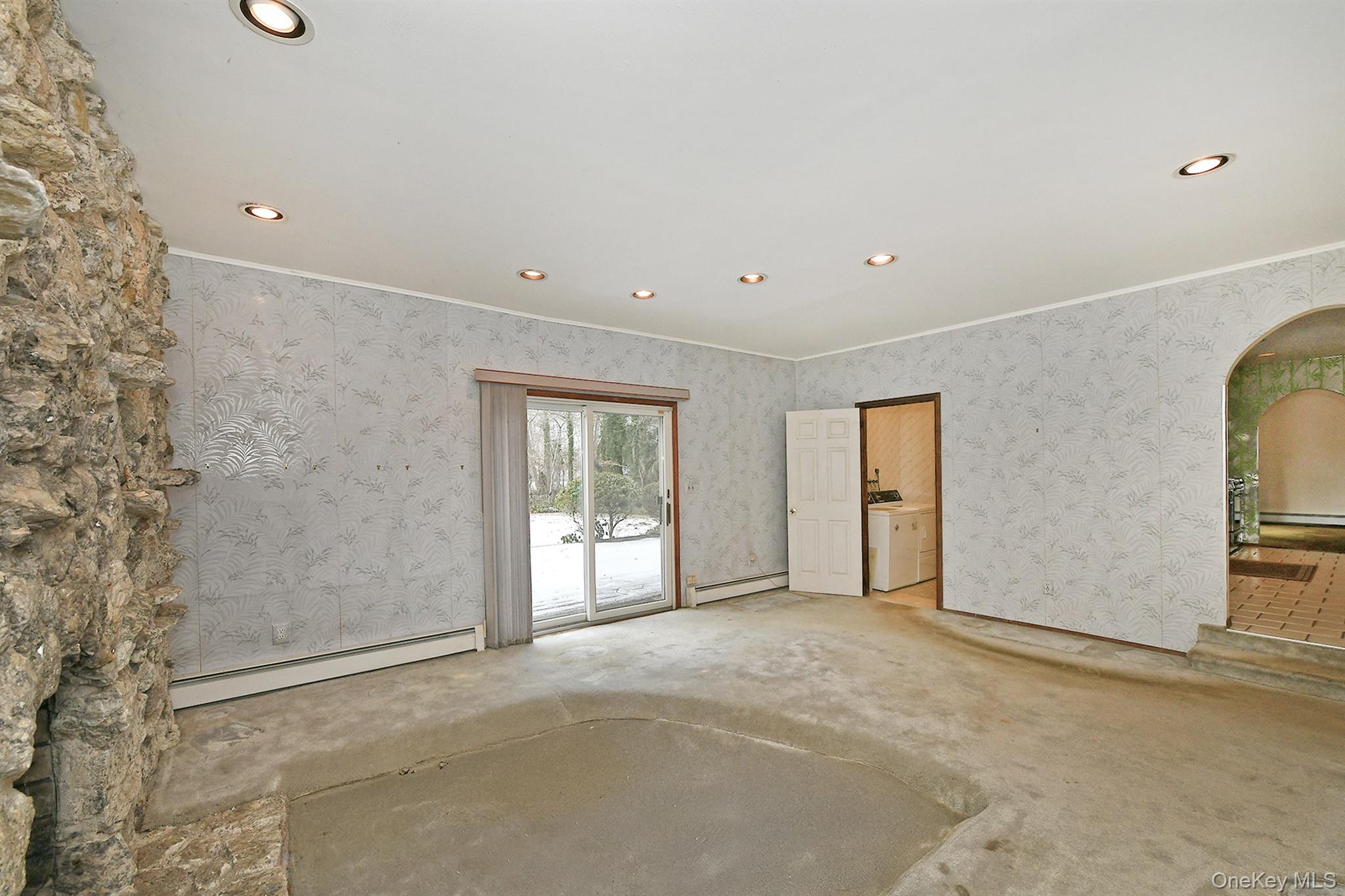 #13 photo, 99 Oakfield Avenue, Dix Hills , NY 11746