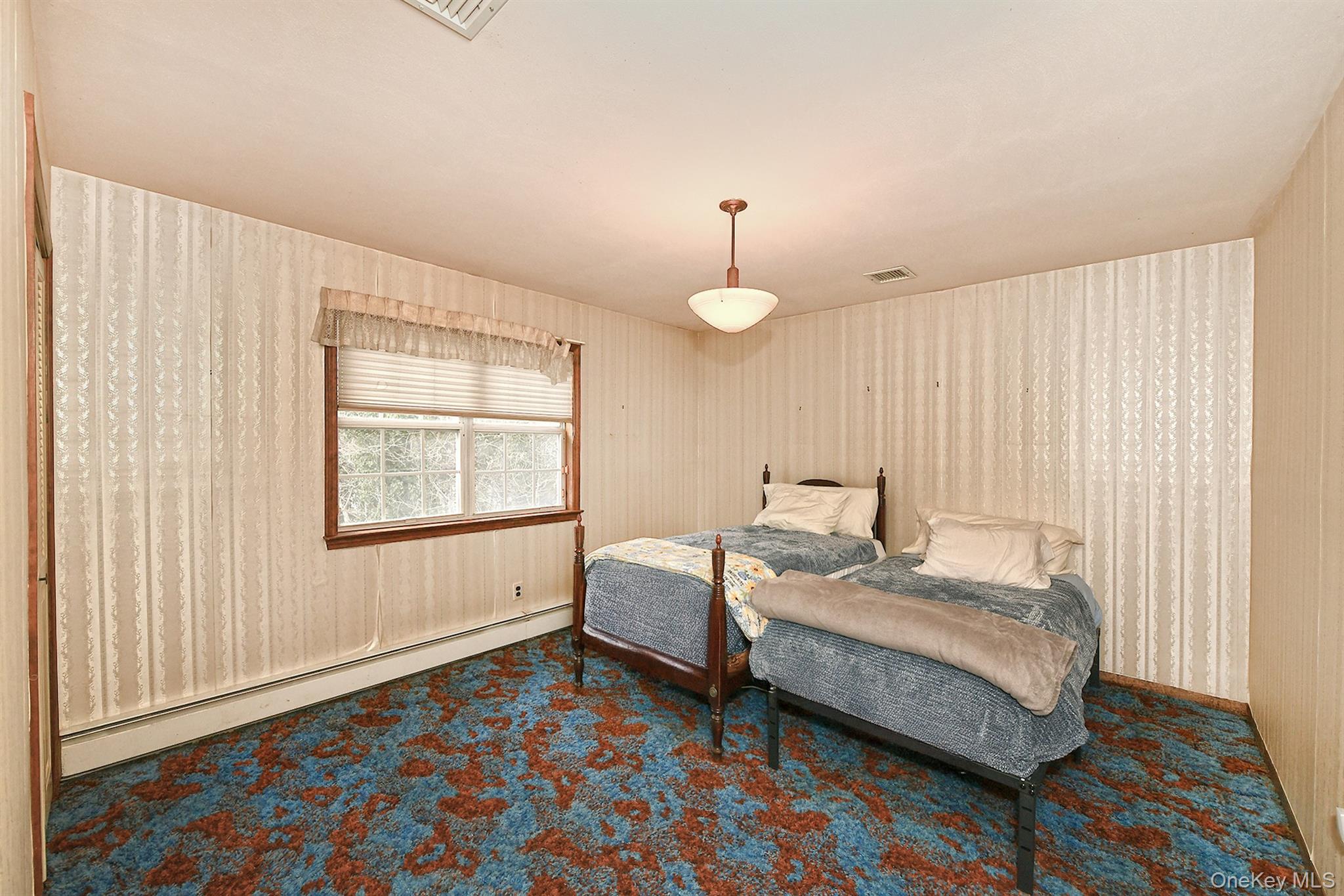 #17 photo, 99 Oakfield Avenue, Dix Hills , NY 11746