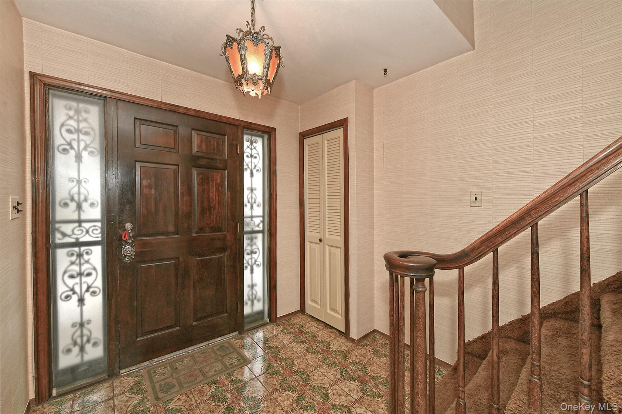 #5 photo, 99 Oakfield Avenue, Dix Hills , NY 11746