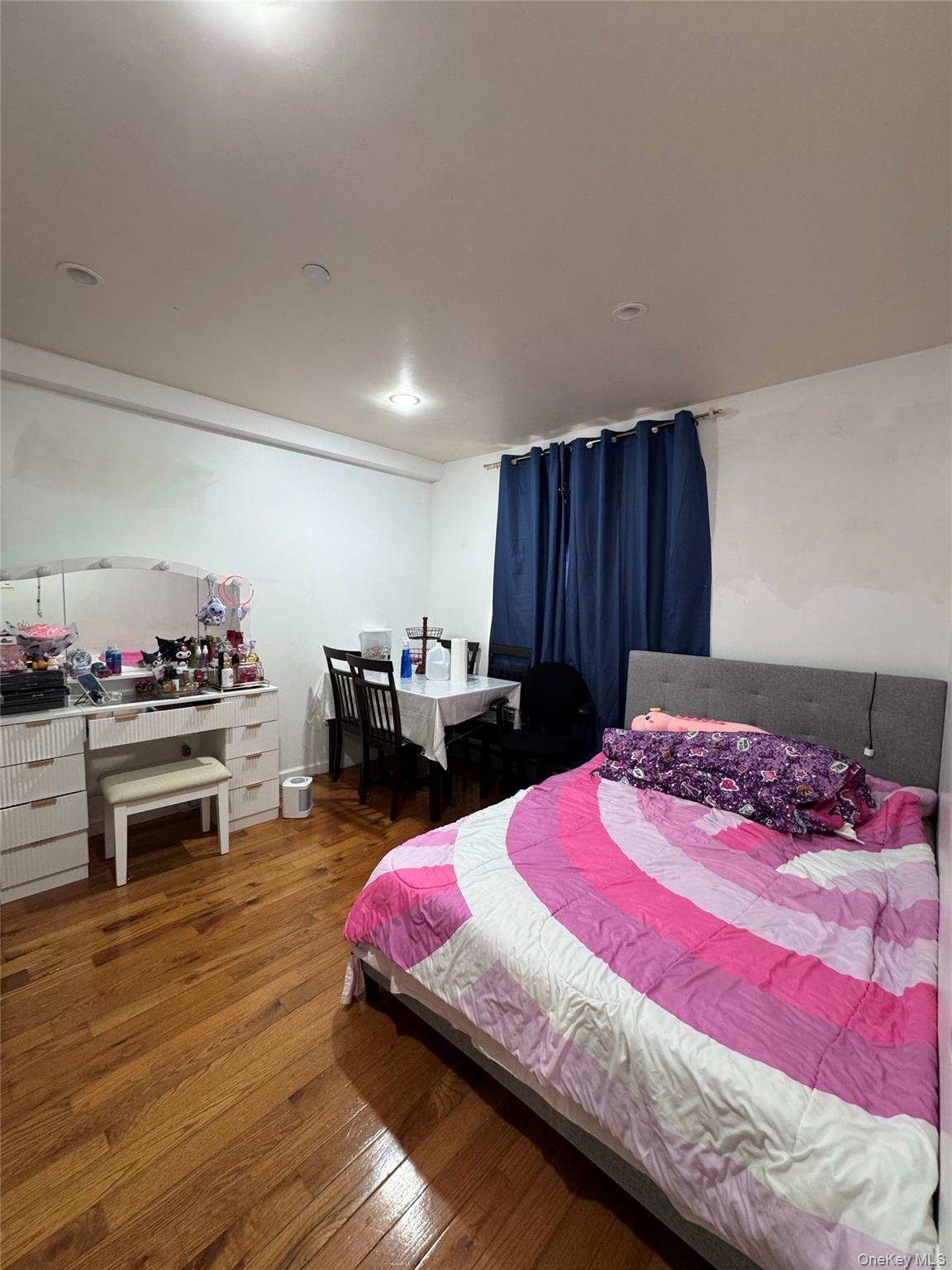 #4 photo, 112-42 38 Avenue, Corona , NY 11368