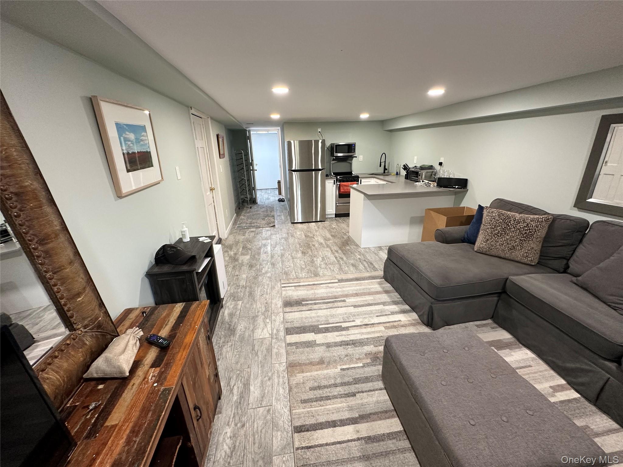 #1 photo, 171 W Walnut Street, מחוז נסאו Long Beach , NY 11561