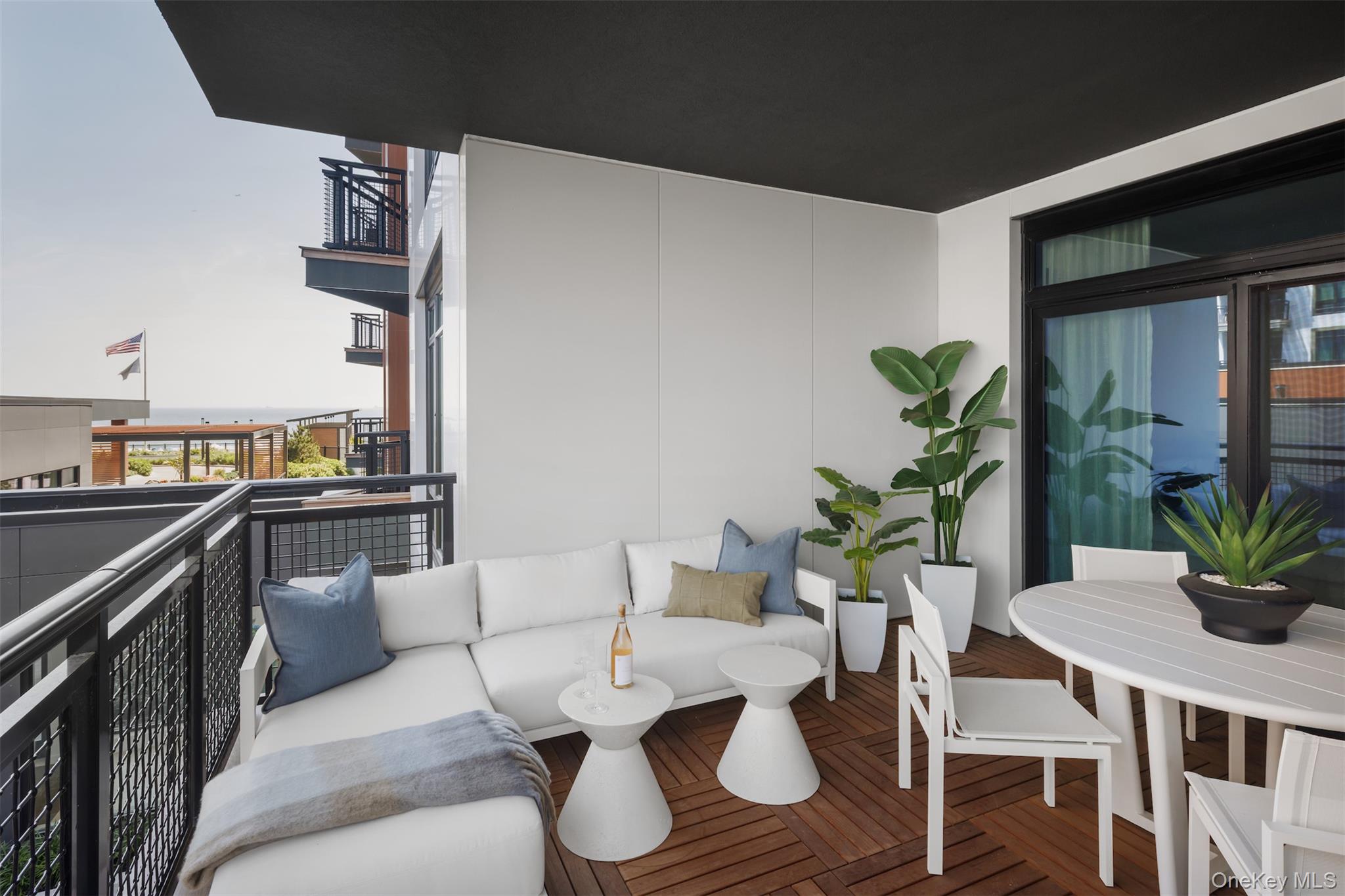 #6 photo, 100 Boardwalk, Long Beach , NY 11561