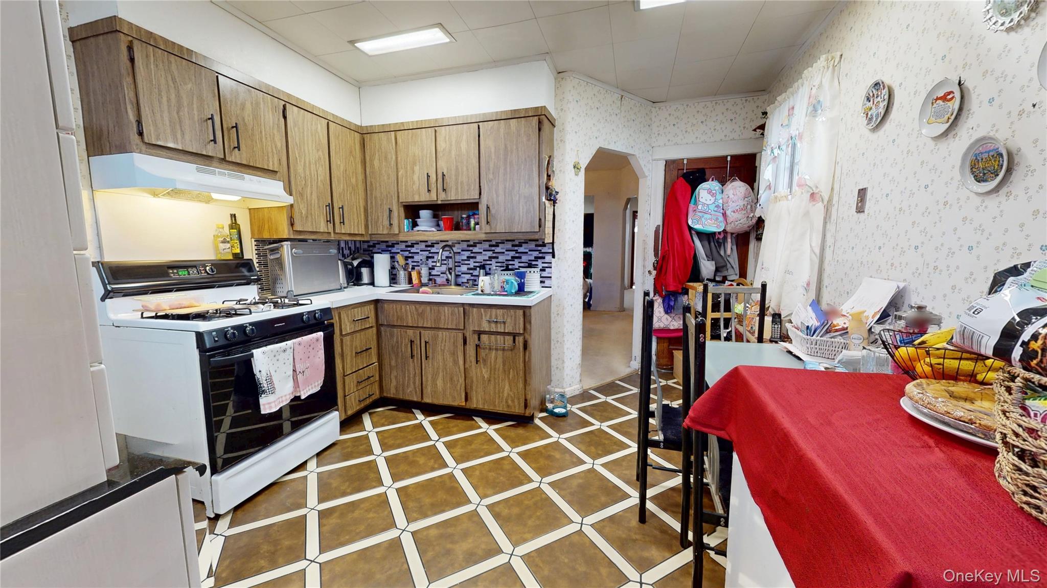 #8 photo, 10931 109th Street, South Ozone Park , NY 11420