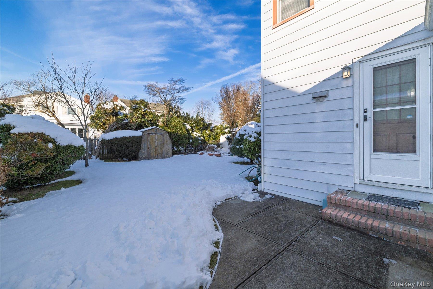 #14 photo, 31 Alden Court, Malverne , NY 11565