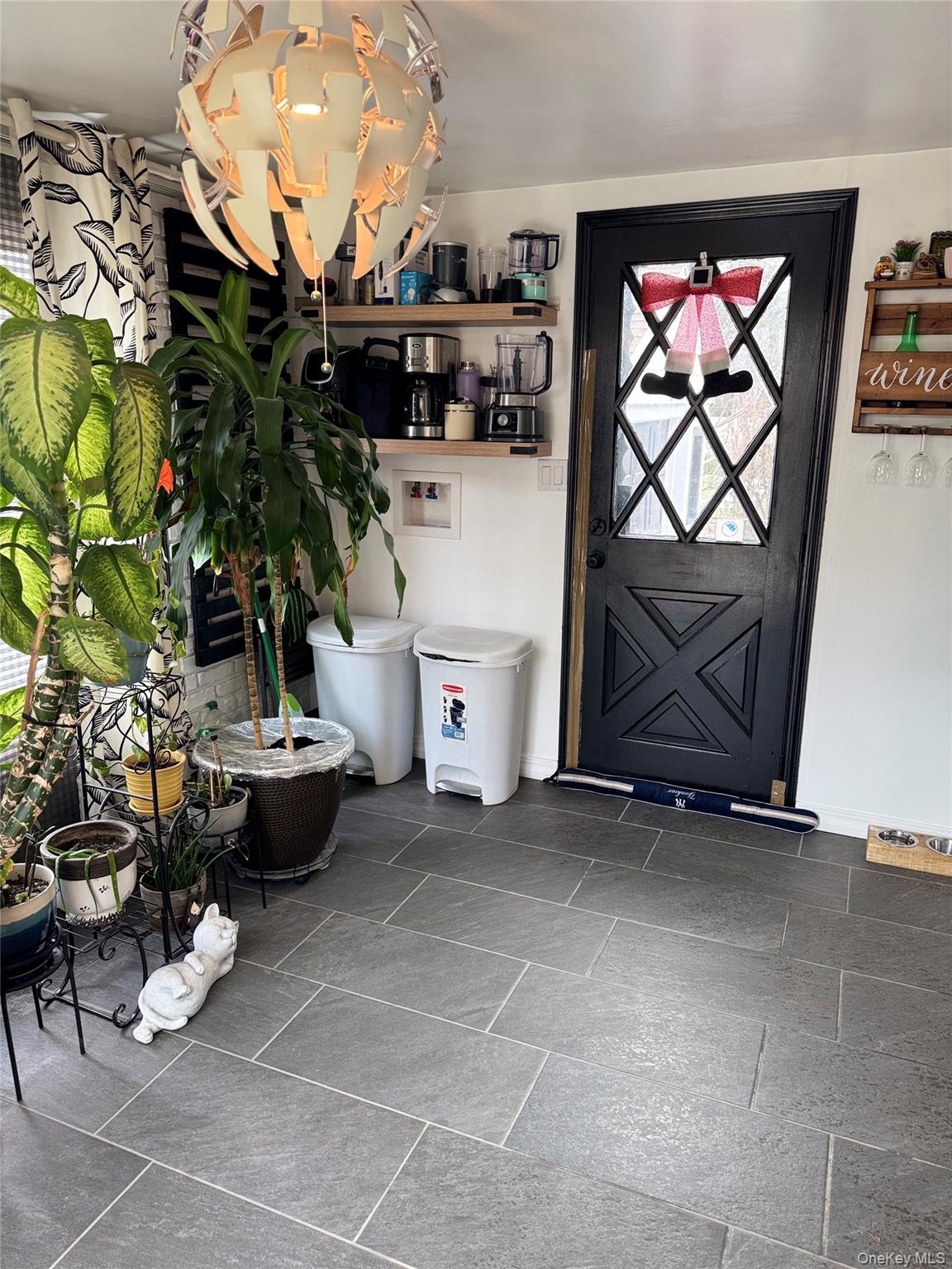 #19 photo, 573 Martin Road, Franklin Square , NY 11010