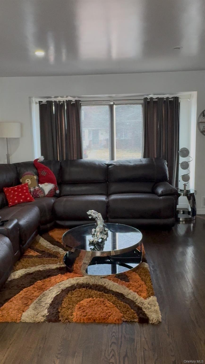 #3 photo, 573 Martin Road, Franklin Square , NY 11010