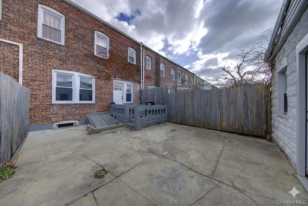 #2 photo, 114-48 200th Street, कुईंस Saint Albans , NY 11412