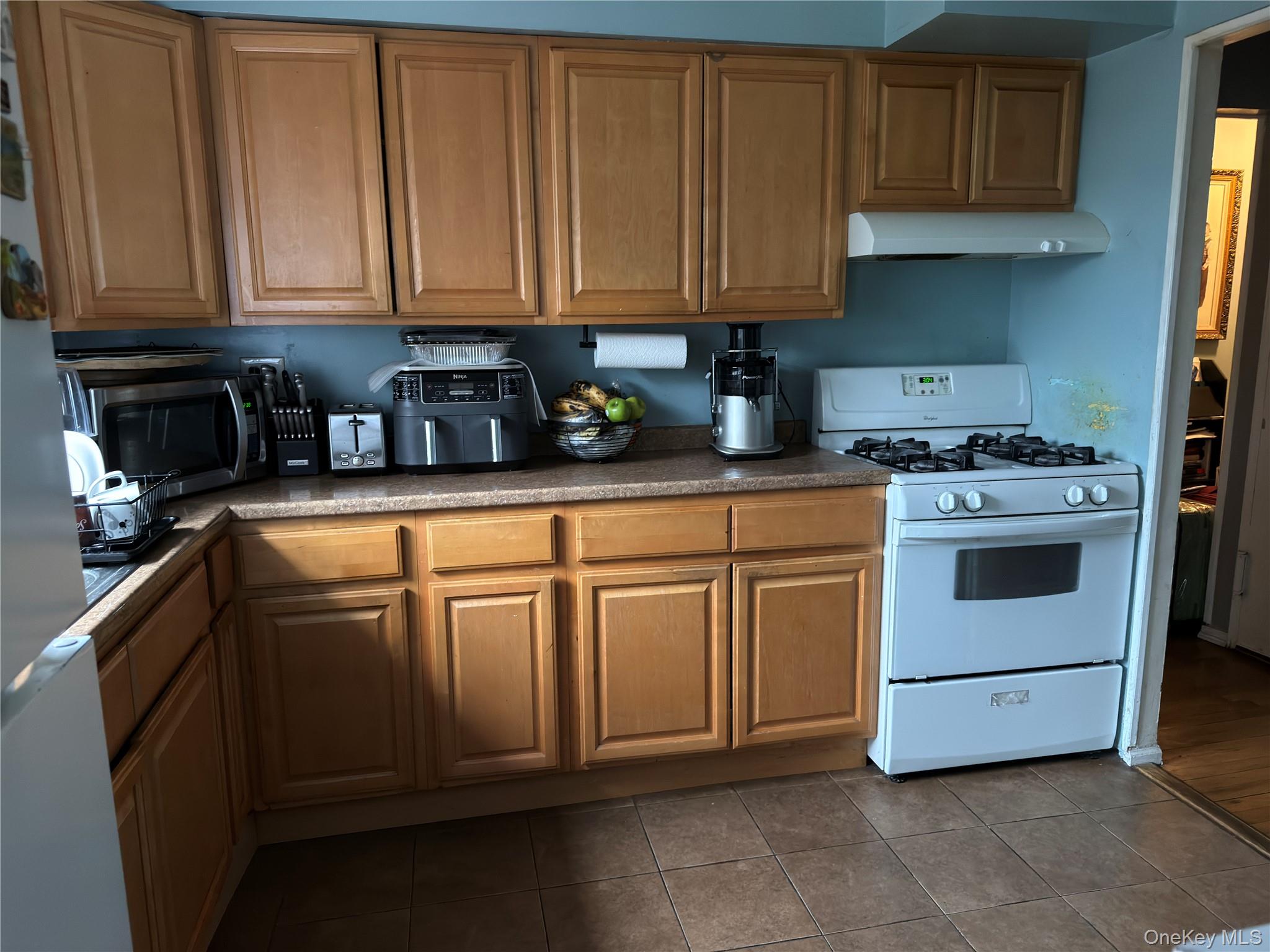 #15 photo, 55-16 69th Street, Maspeth , NY 11378