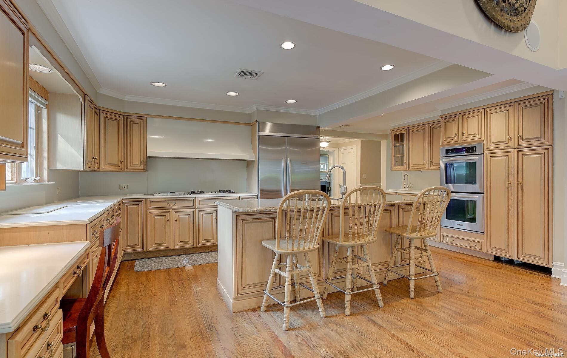 #16 photo, 246 Park Avenue, Нассау ‖ Manhasset , NY 11030