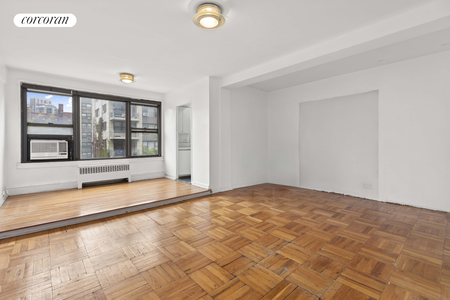 #5 photo, 98-51 64TH Avenue, Rego Park , NY 11374