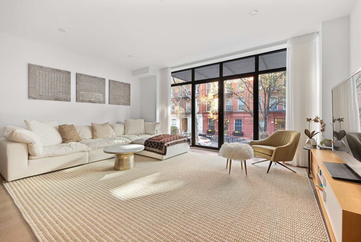 #4 photo, 318 E 81ST Street, مانهاتن Yorkville , NY 10028