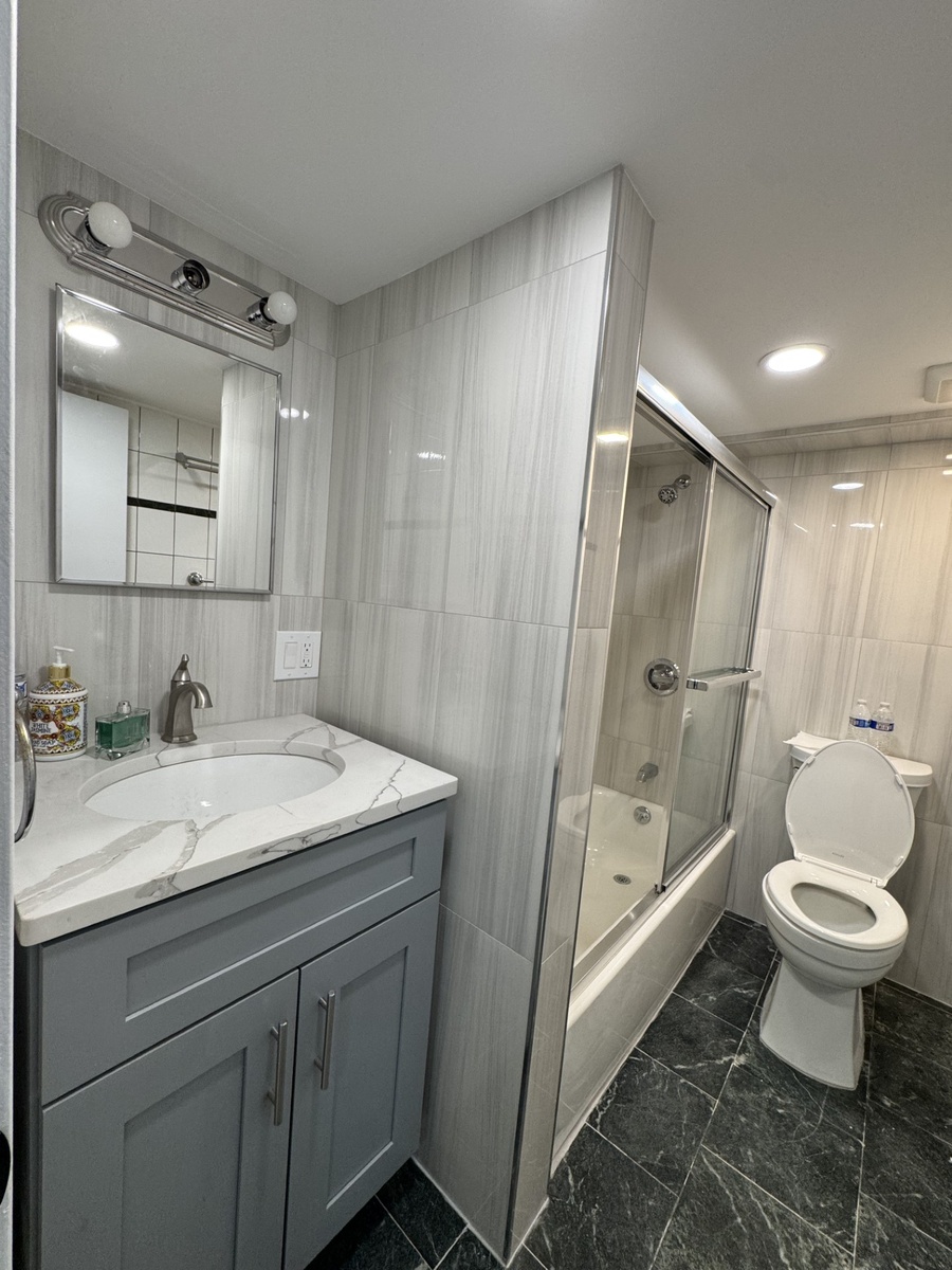 #10 photo, 35-33 34th Street, Long Island City , NY 11106