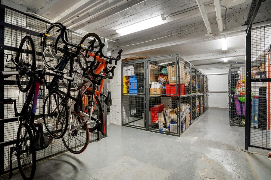 #10 photo, 360 W 55TH Street, מנהטן Hell's Kitchen , NY 10019