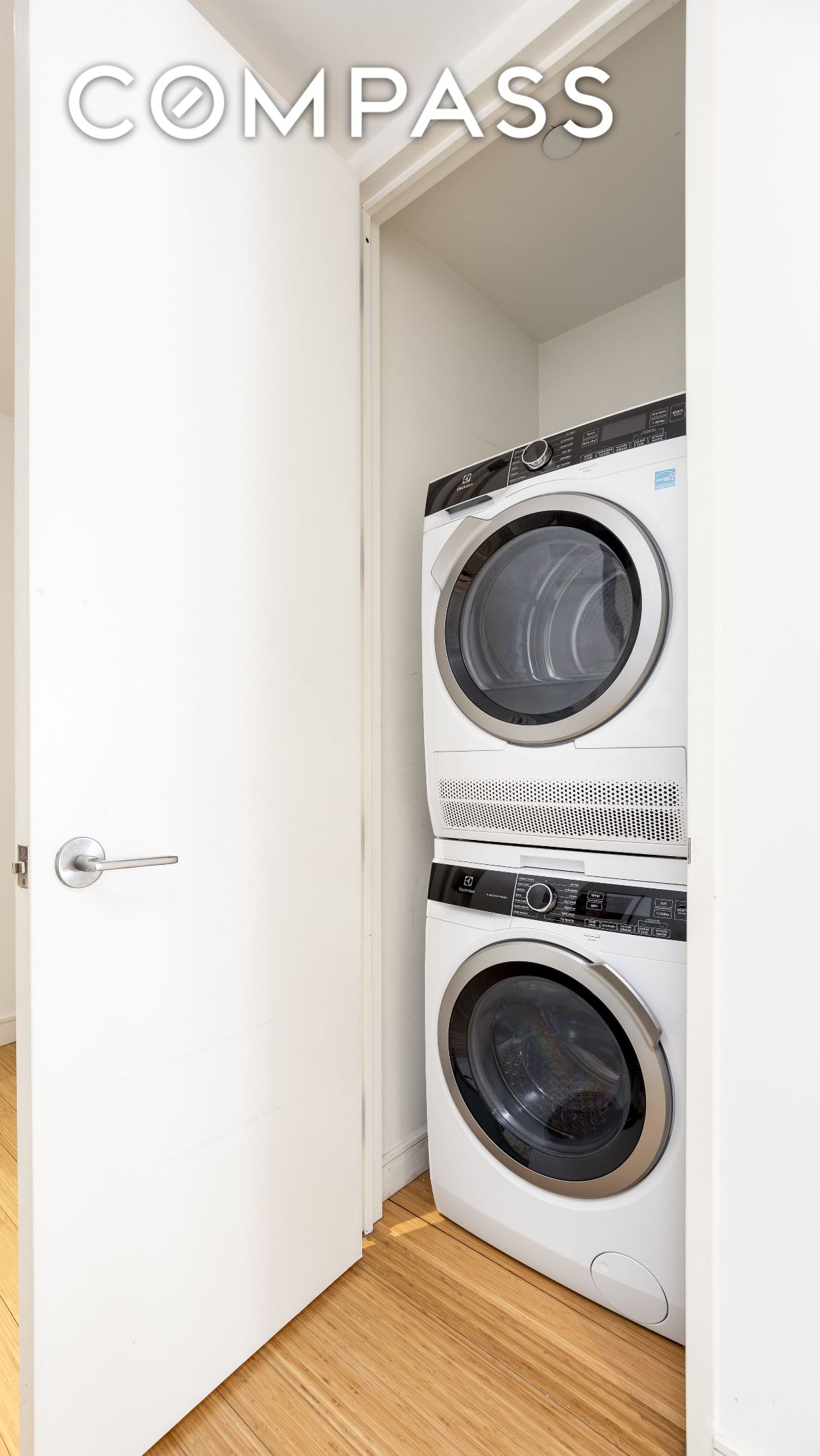 #12 photo, 303 E 33rd Street, Kips Bay , NY 10016