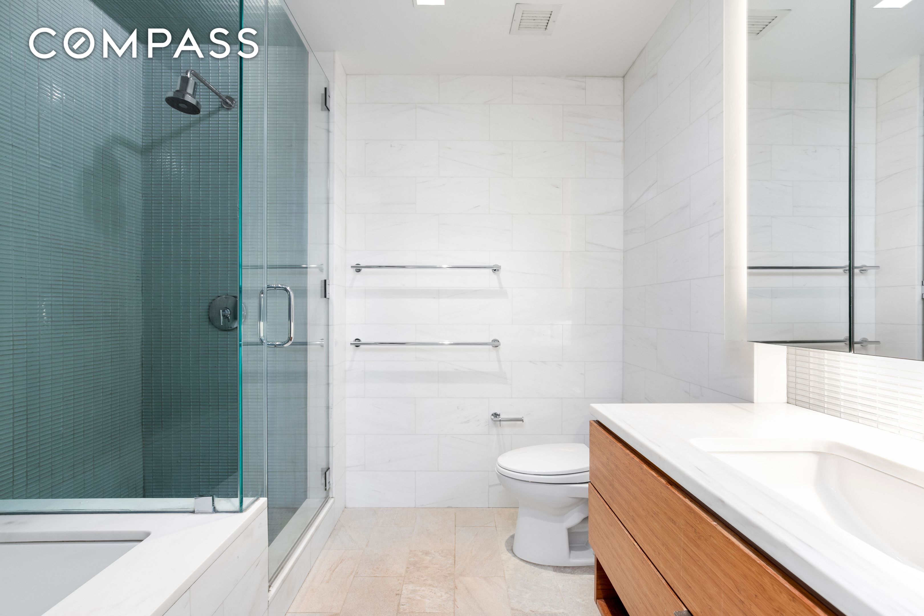 #8 photo, 303 E 33rd Street, Kips Bay , NY 10016