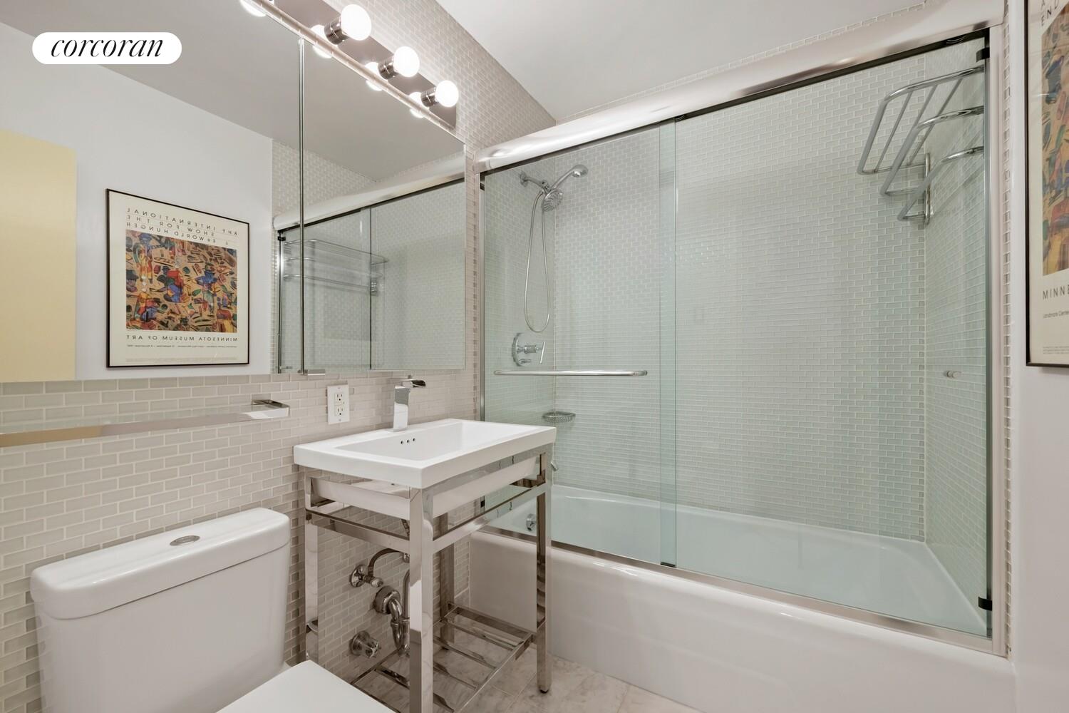 #10 photo, New York City, מנהטן Lincoln Square , NY 10023