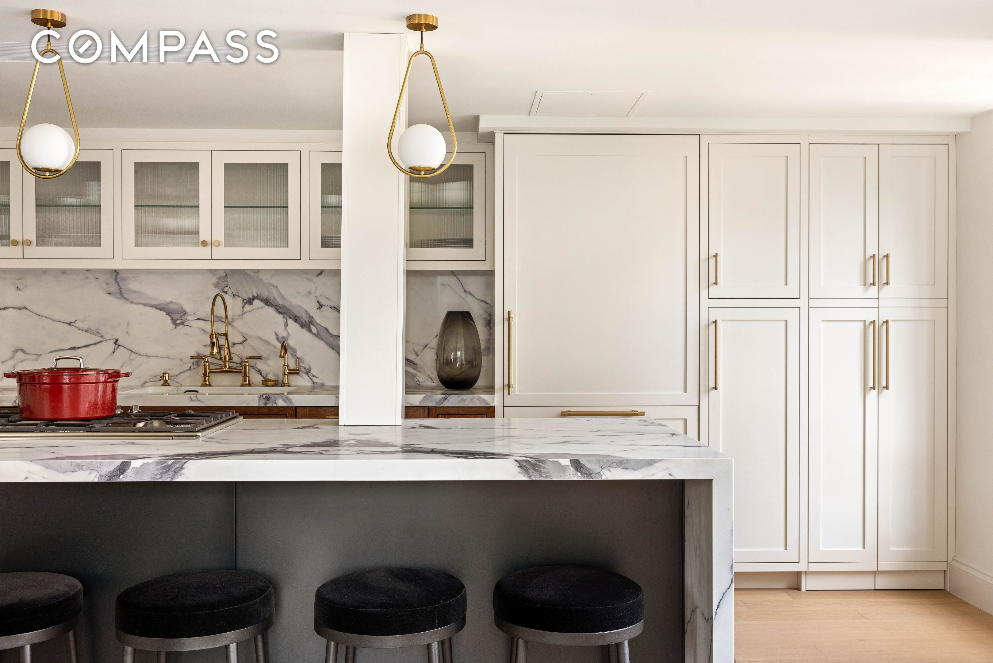 #5 photo, 230 E 50th Street, मैनहटन Midtown East , NY 10022