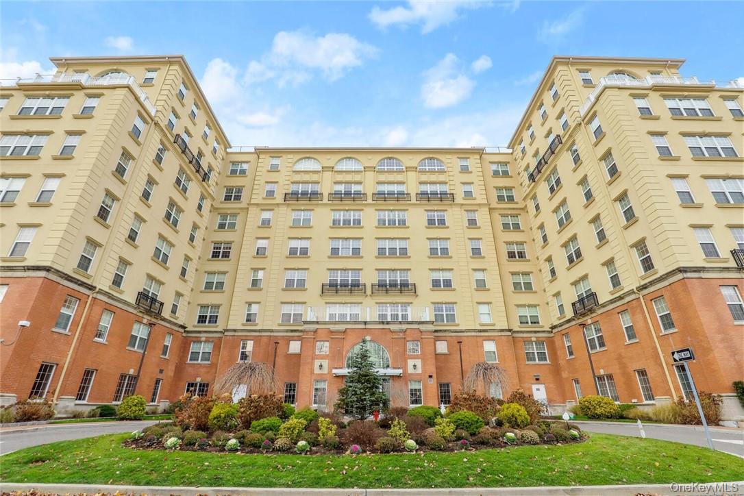 #1 photo, 10 Byron Place, Larchmont , NY 10538