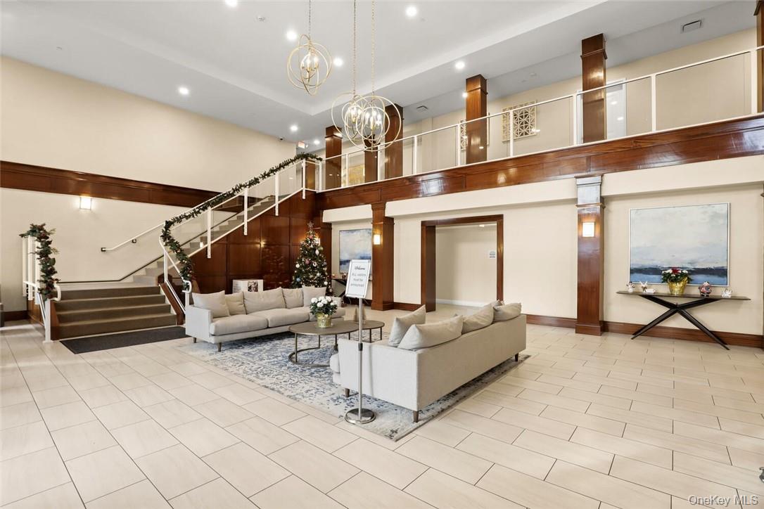 #2 photo, 10 Byron Place, Larchmont , NY 10538