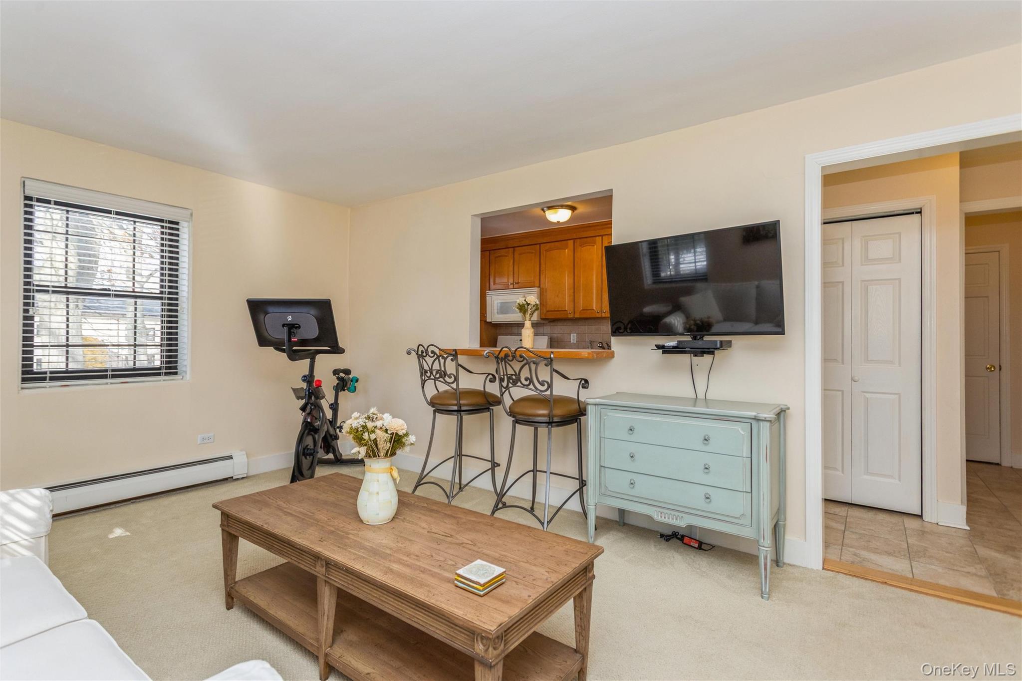 #7 photo, 61 Manchester, Eastchester , NY 10709