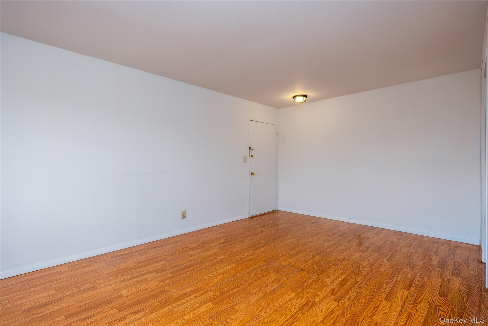 #10 photo, 306 Old Country Road, Elmsford , NY 10523