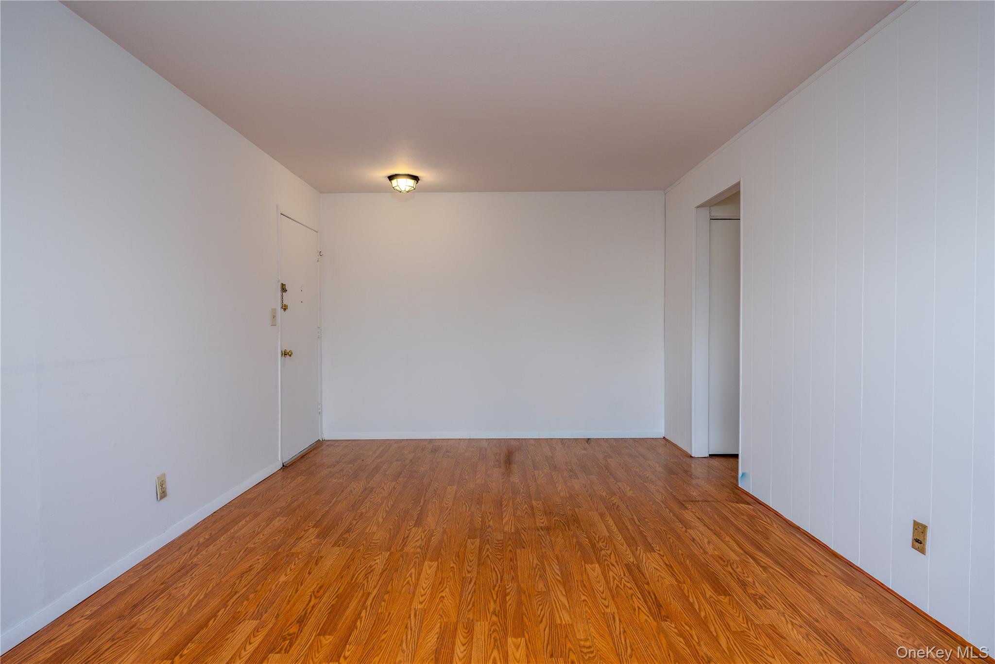 #8 photo, 306 Old Country Road, Elmsford , NY 10523