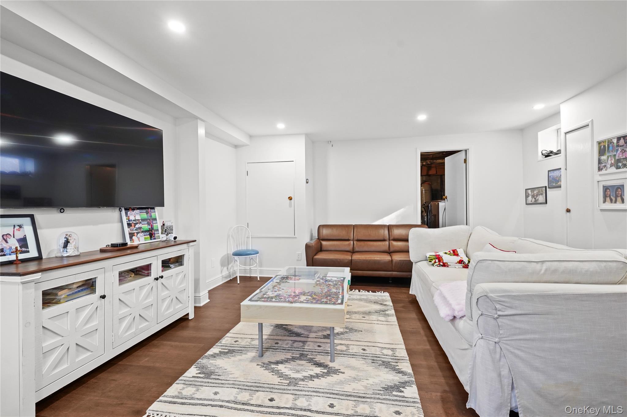 #4 photo, 22 Narcissus Drive, Mahopac , NY 10541