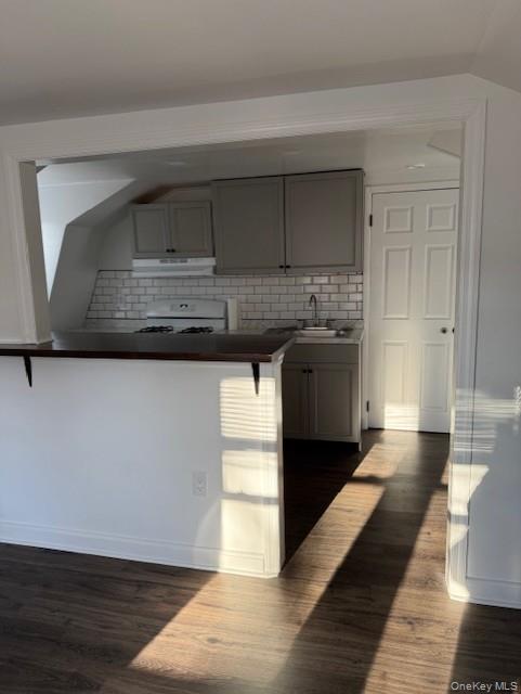 #3 photo, 49 S Lawn Avenue, Elmsford , NY 10523