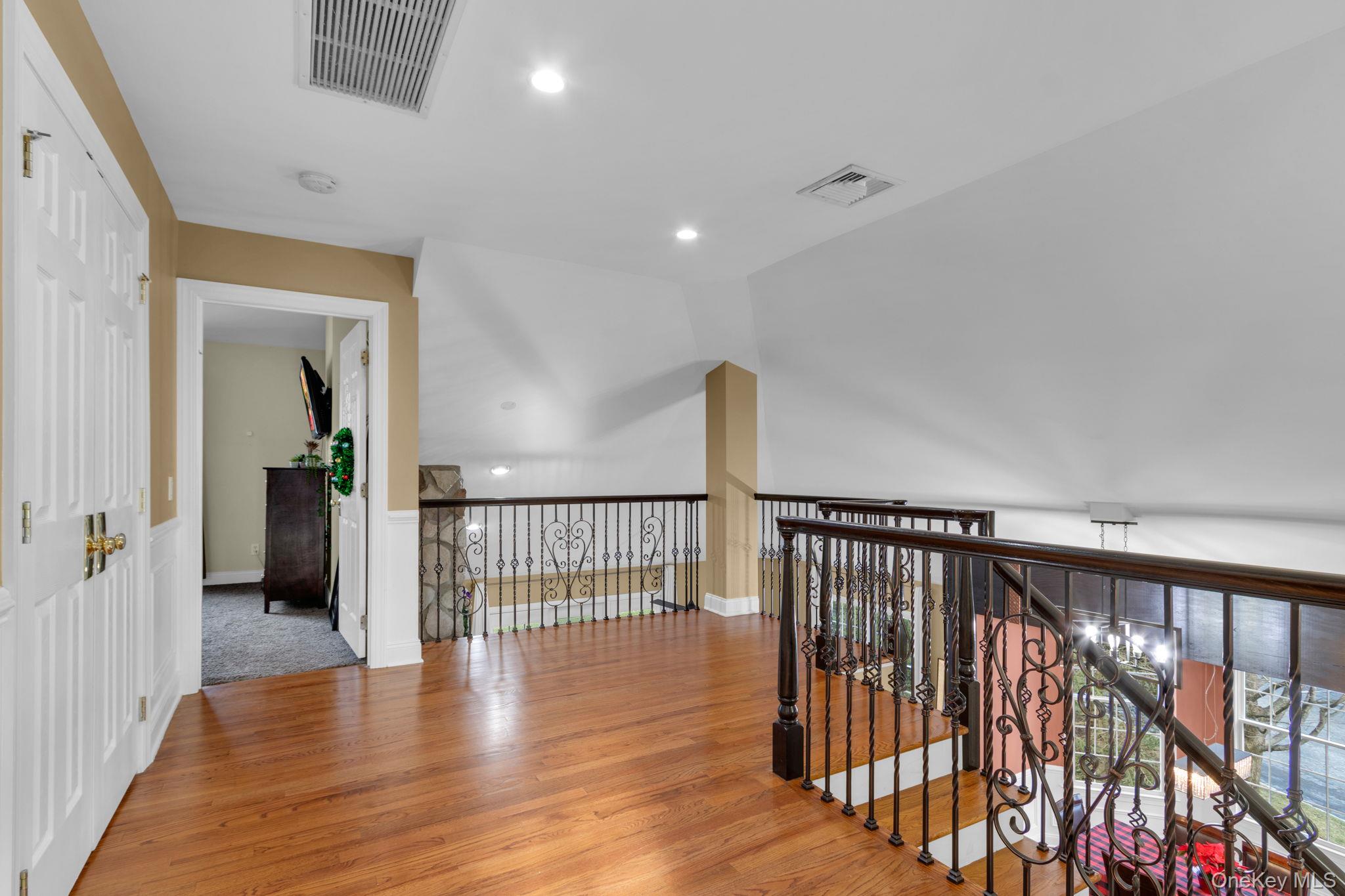 #20 photo, 2 Bethpage Court, 纽约州 Cortlandt Manor , NY 10567