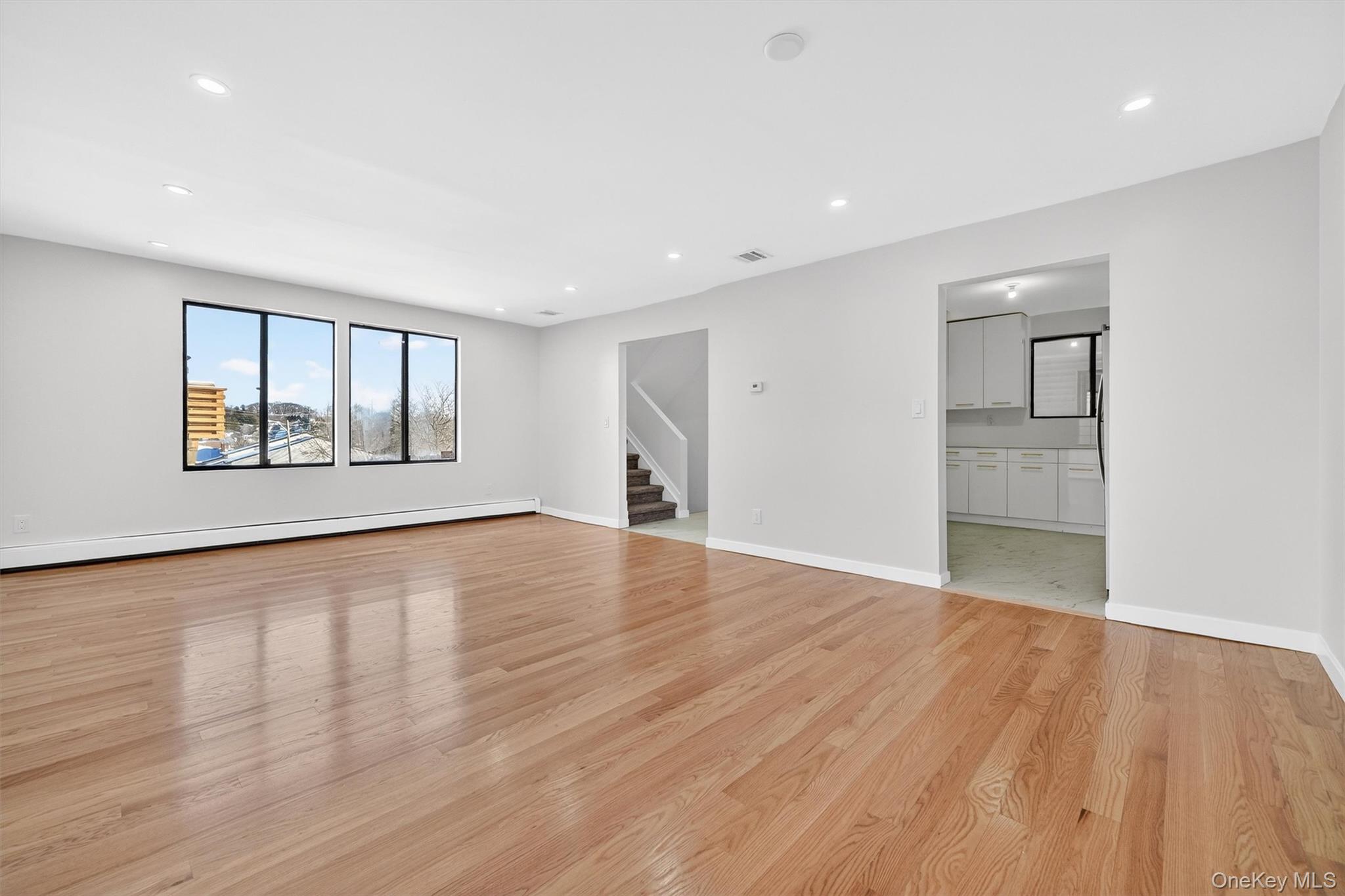 #10 photo, 430 Country Club Lane, Pomona , NY 10970