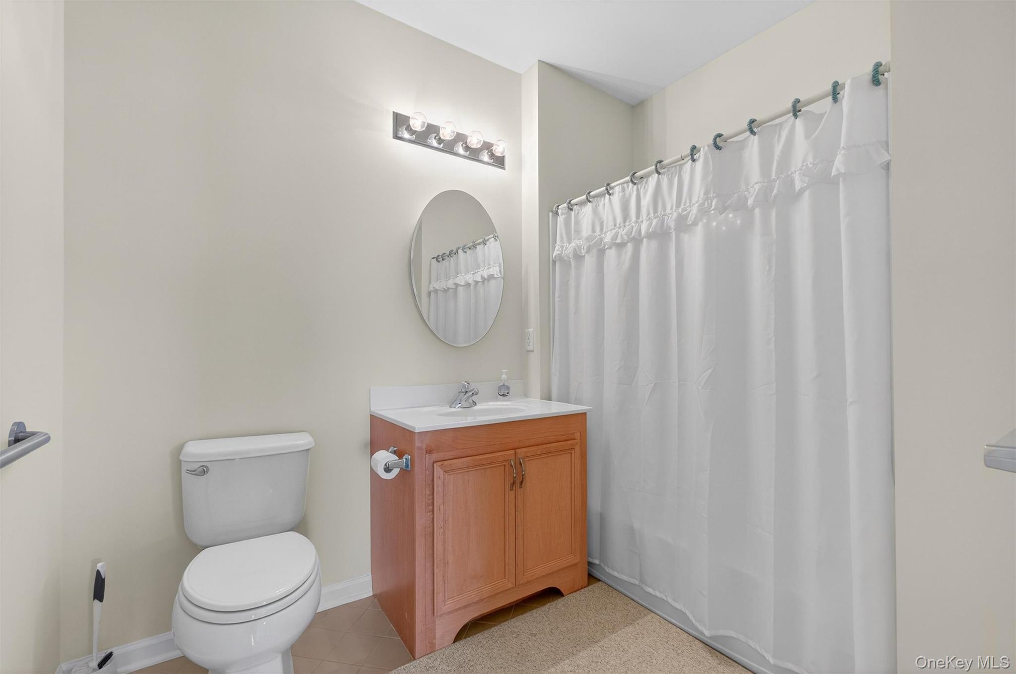 #18 photo, 2408 Bennington Drive, Fishkill , NY 12524