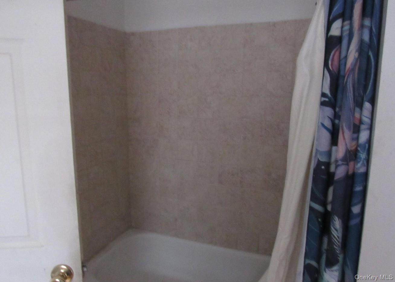 #19 photo, 19 Old Post Road, Esopus , NY 12429