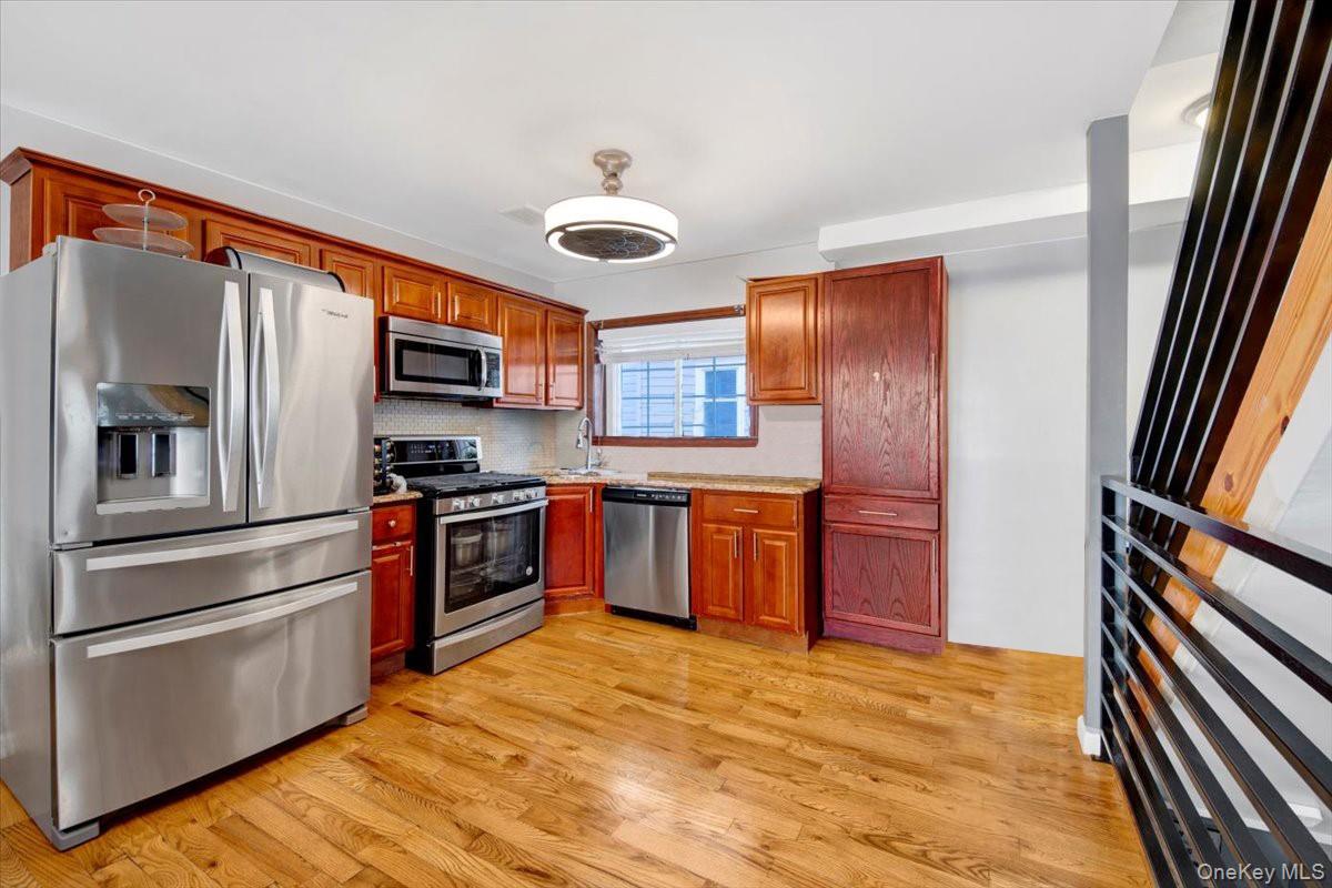 #3 photo, 230-03 144th Avenue, Springfield Gardens , NY 11413