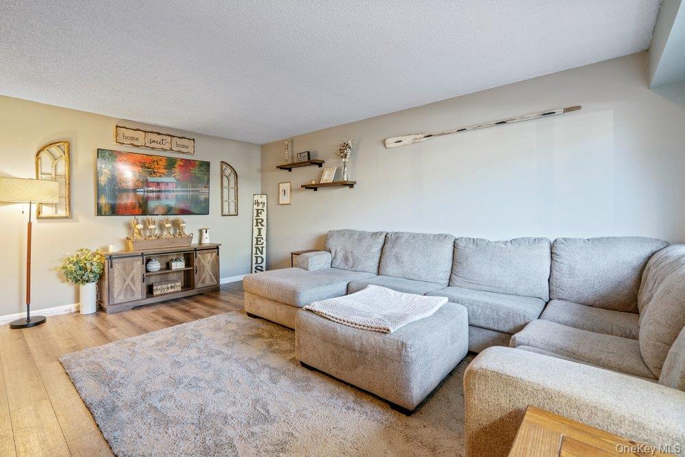 #10 photo, 210 Springmeadow Drive, Holbrook , NY 11741