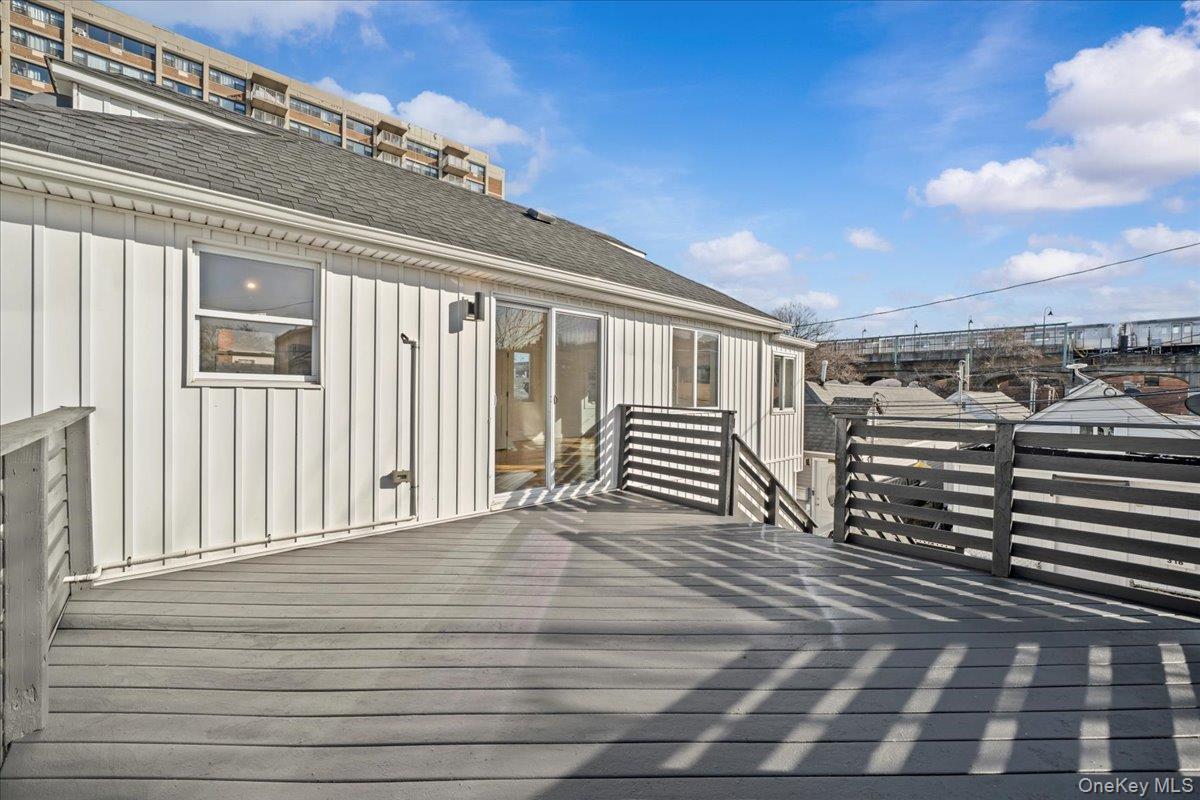 #17 photo, 318A Beach 101st Street, Rockaway Park , NY 11694