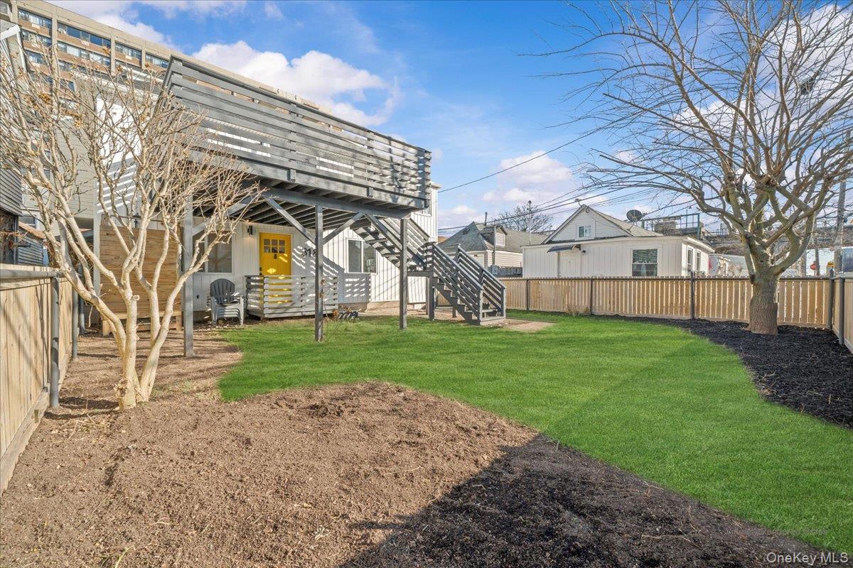 #2 photo, 318A Beach 101st Street, Rockaway Park , NY 11694