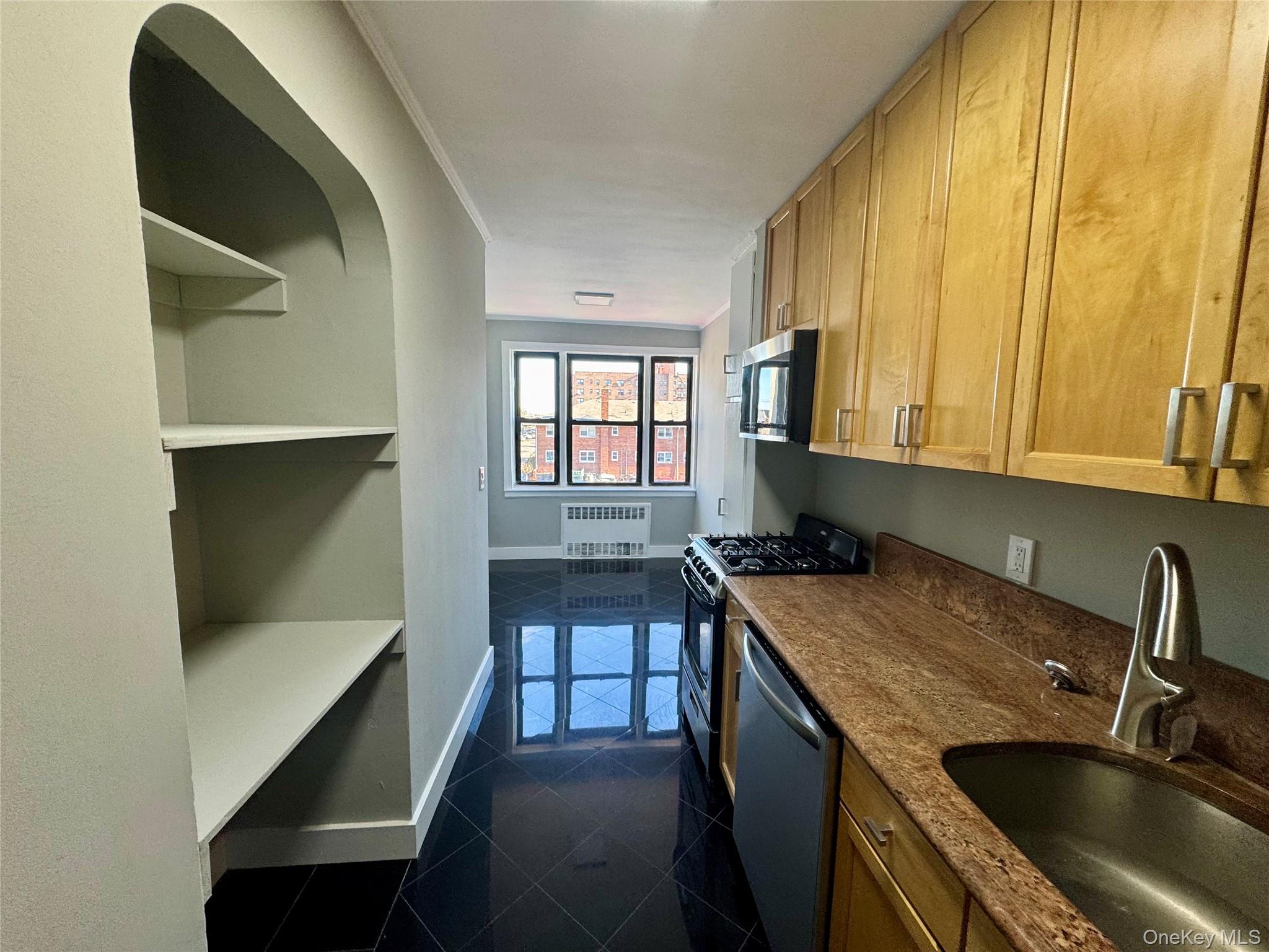 #6 photo, 302 E Broadway, מחוז נסאו Long Beach , NY 11561