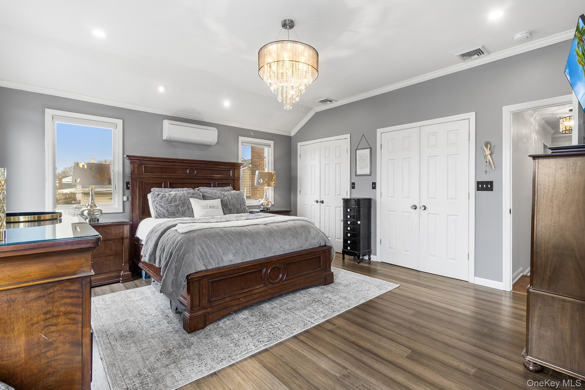 #12 photo, 44 Colony Lane, स्योसेट Syosset , NY 11791