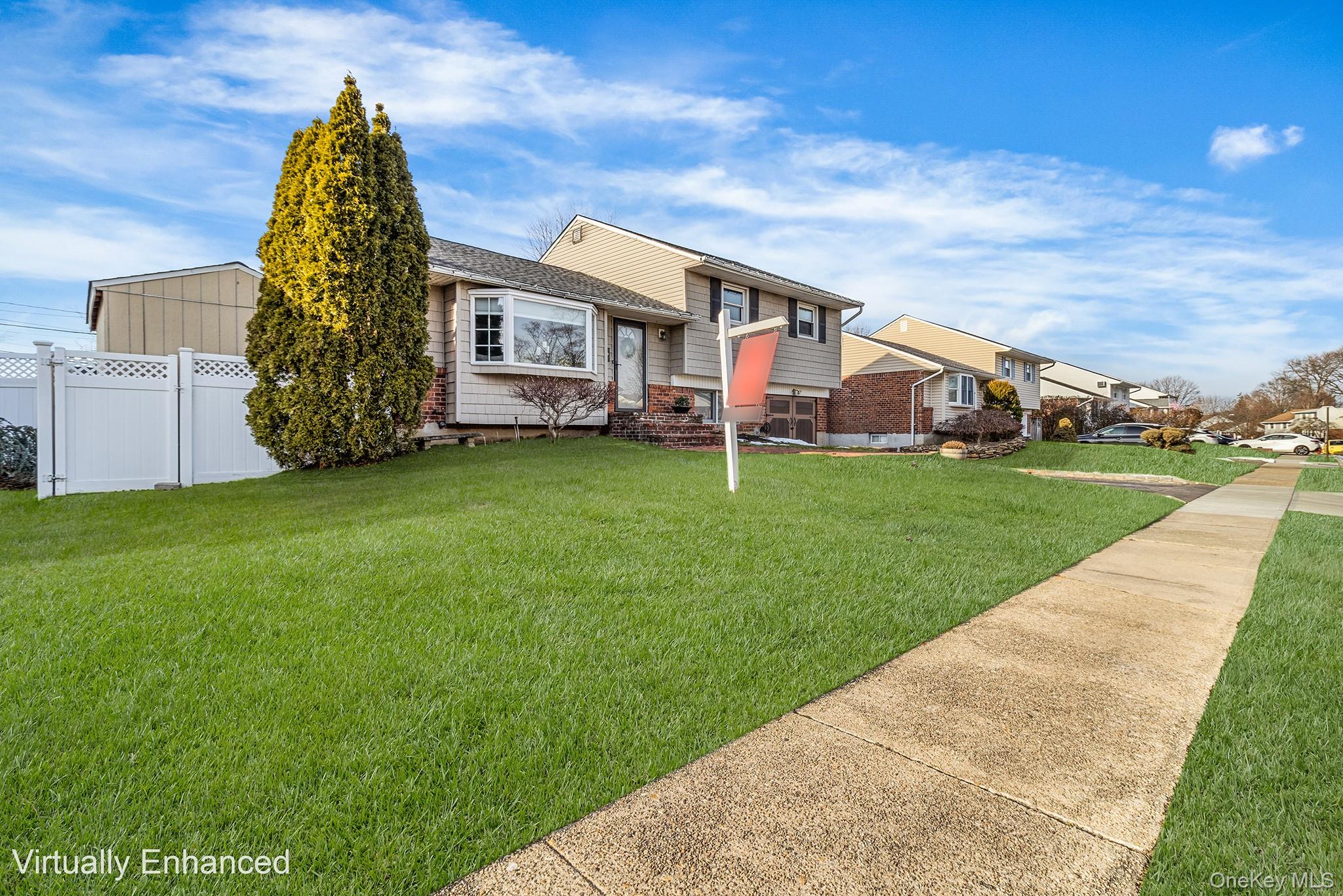 #2 photo, 44 Colony Lane, 롱 아일랜드 Syosset , NY 11791