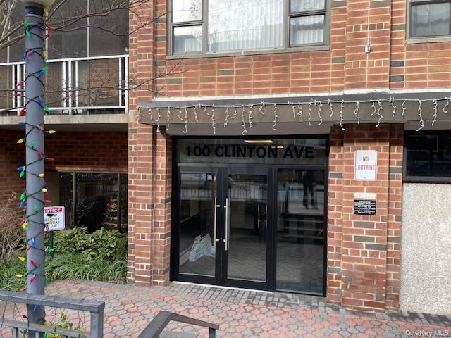 #1 photo, 100 Clinton Avenue, Mineola , NY 11501