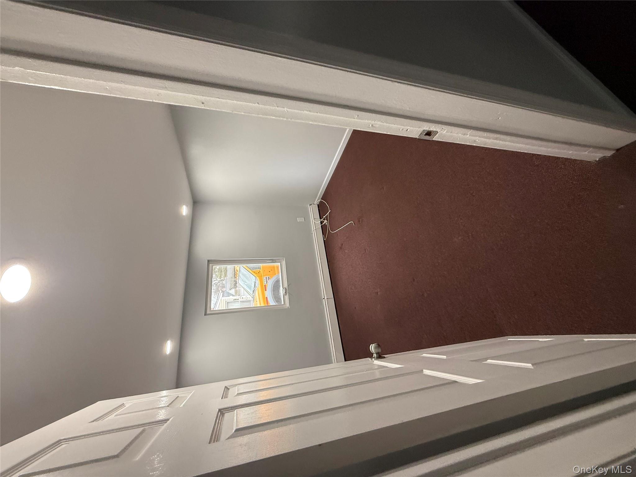 #12 photo, 28 Weir, 롱 아일랜드 Hempstead , NY 11550