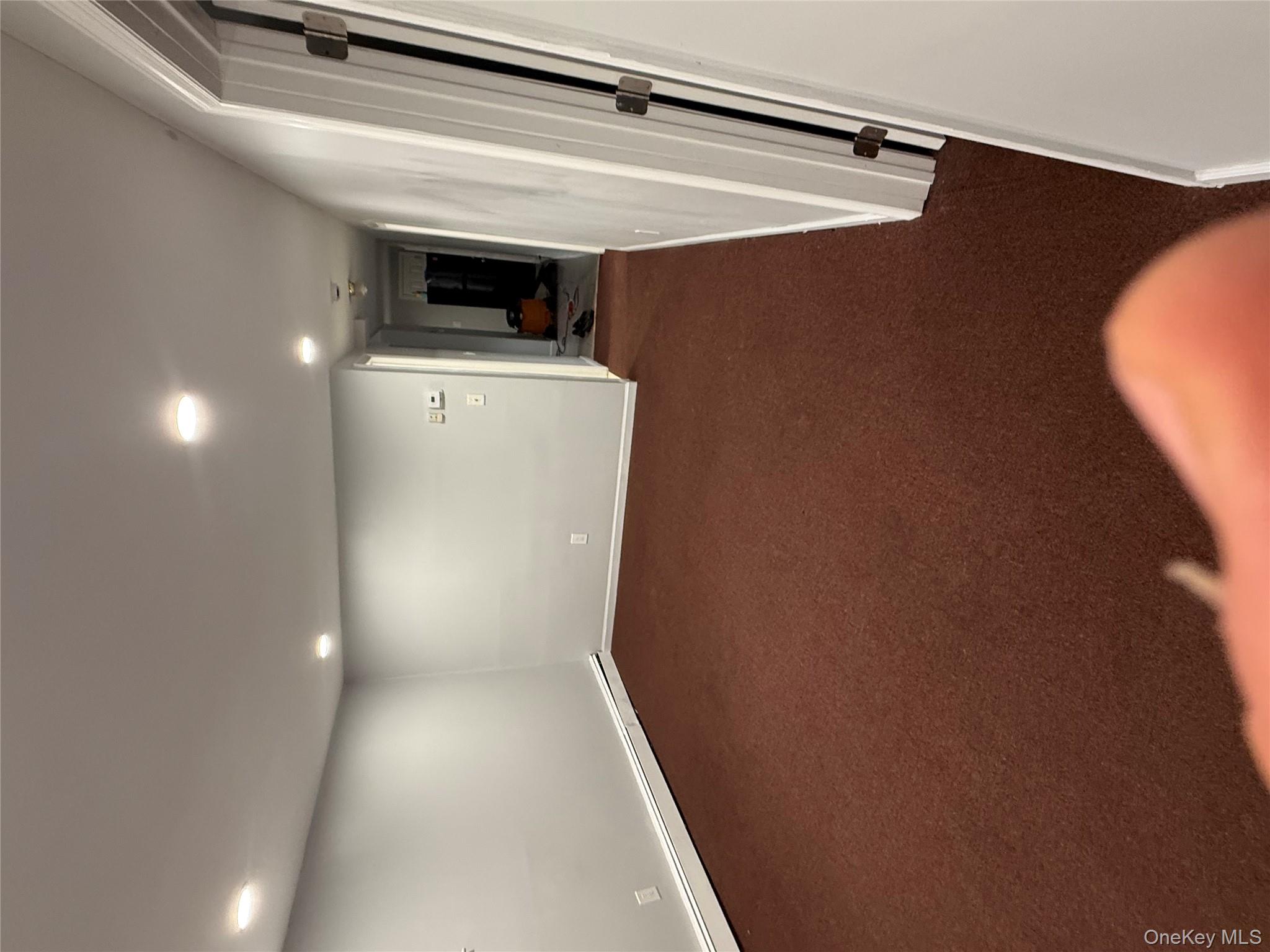 #15 photo, 28 Weir, 롱 아일랜드 Hempstead , NY 11550