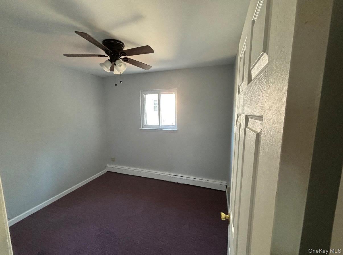 #8 photo, 28 Weir, ناسو Hempstead , NY 11550