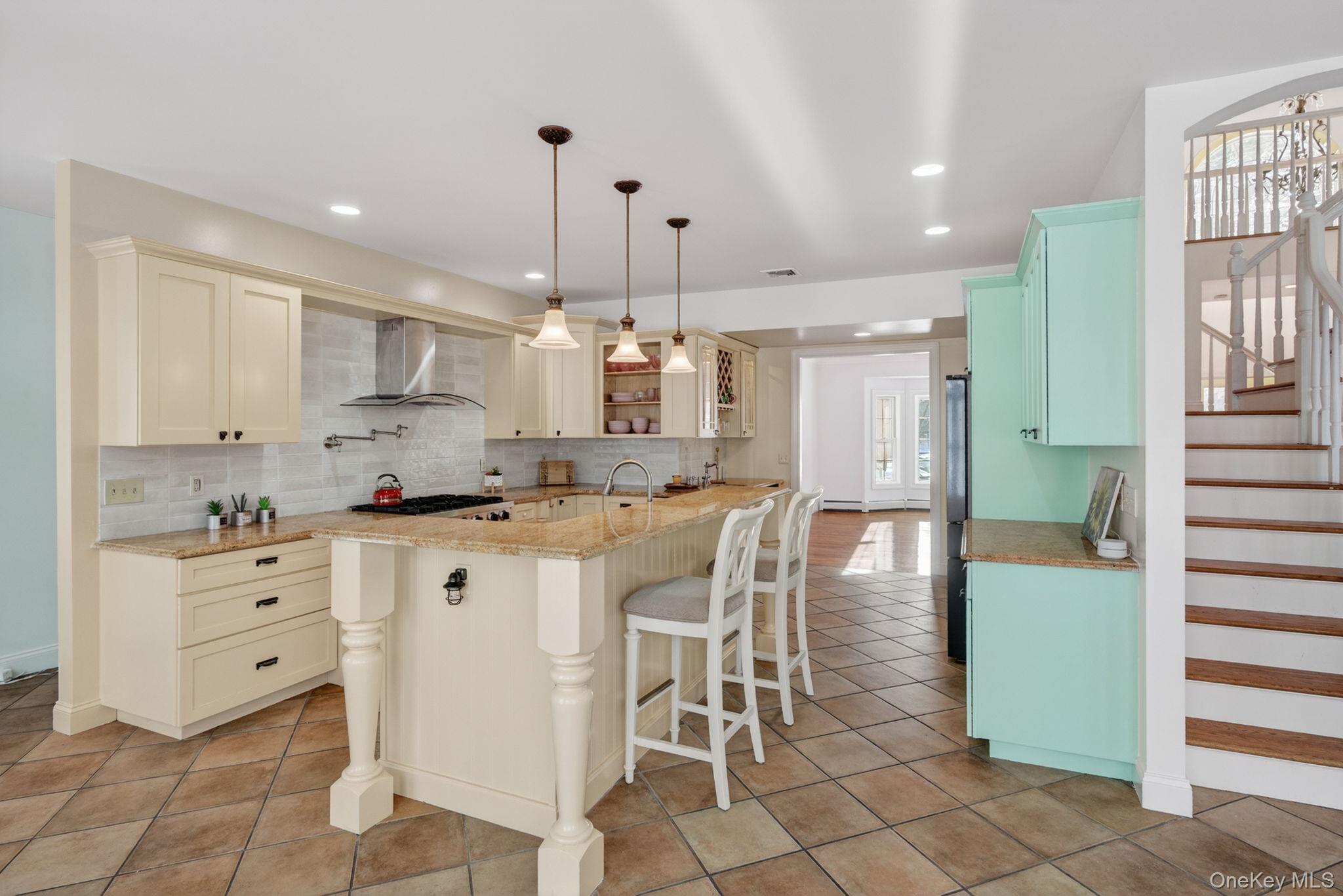 #6 photo, 30 Alison Court, Kingston , NY 12401