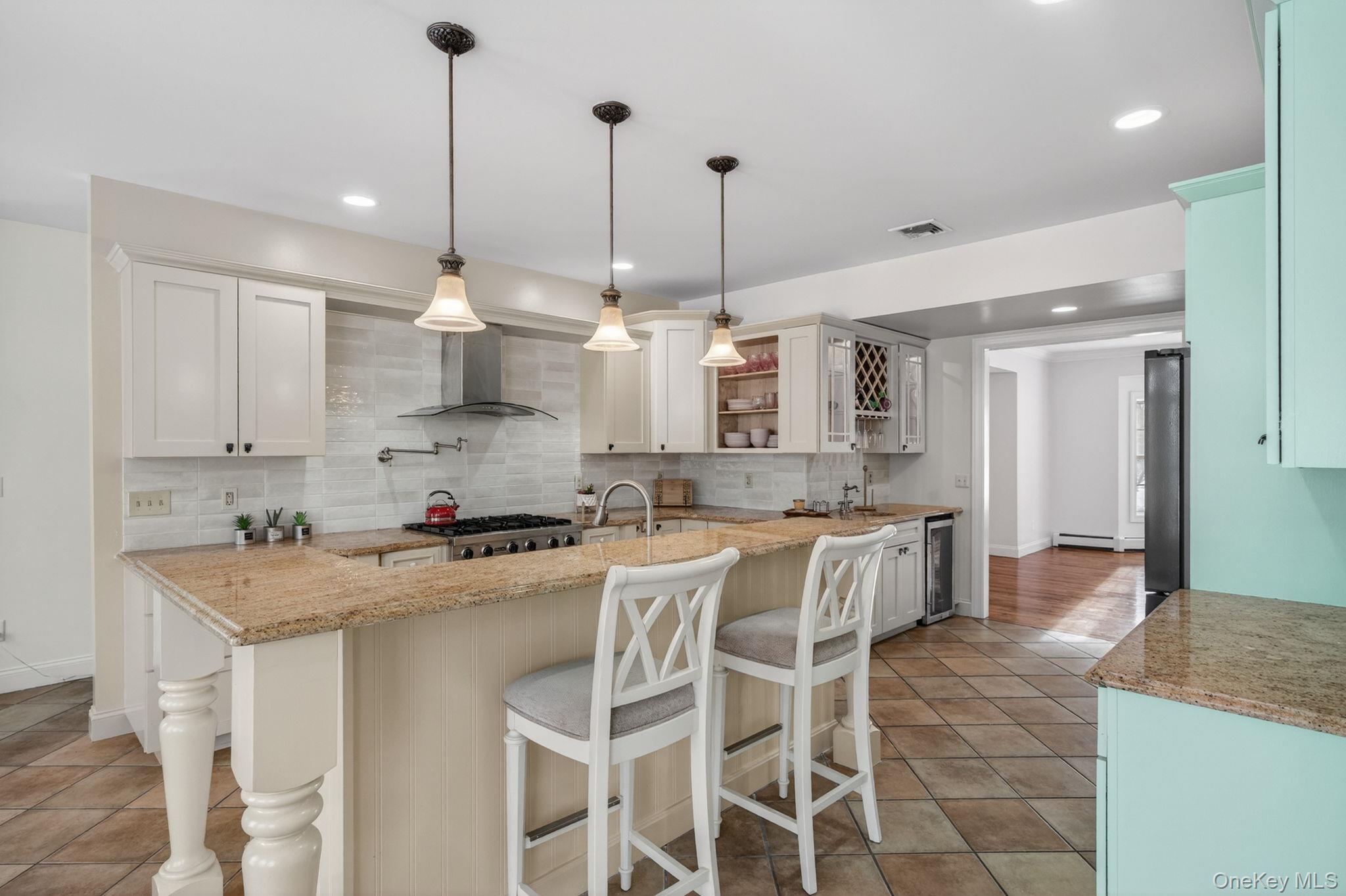 #7 photo, 30 Alison Court, Kingston , NY 12401