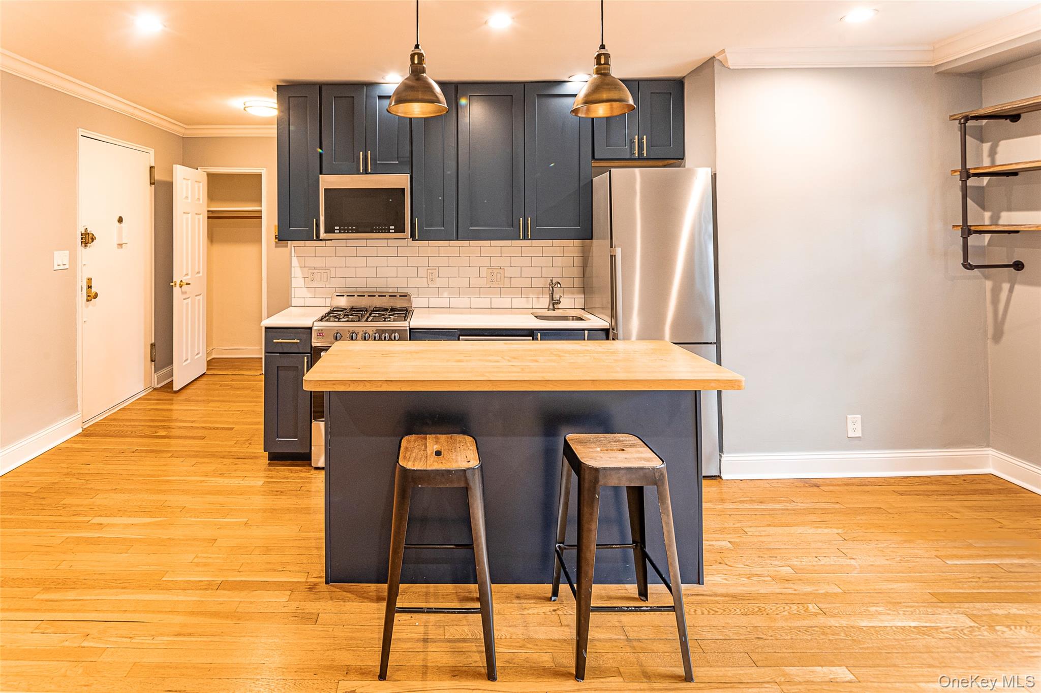 #2 photo, 793 Palmer Road, Bronxville , NY 10708